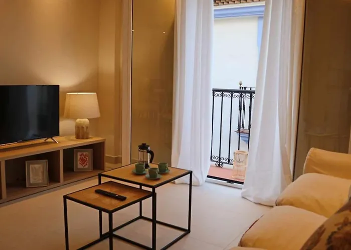 Center, 3br By Houselogy דירה *
